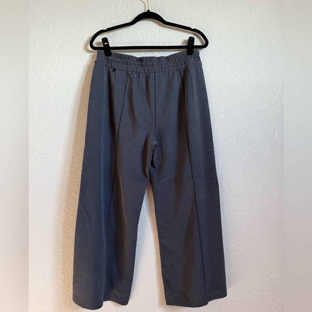 Lululemon Softreme Ribbed High Rise Wide Leg Crop Pants Black Charcoal Size 10
